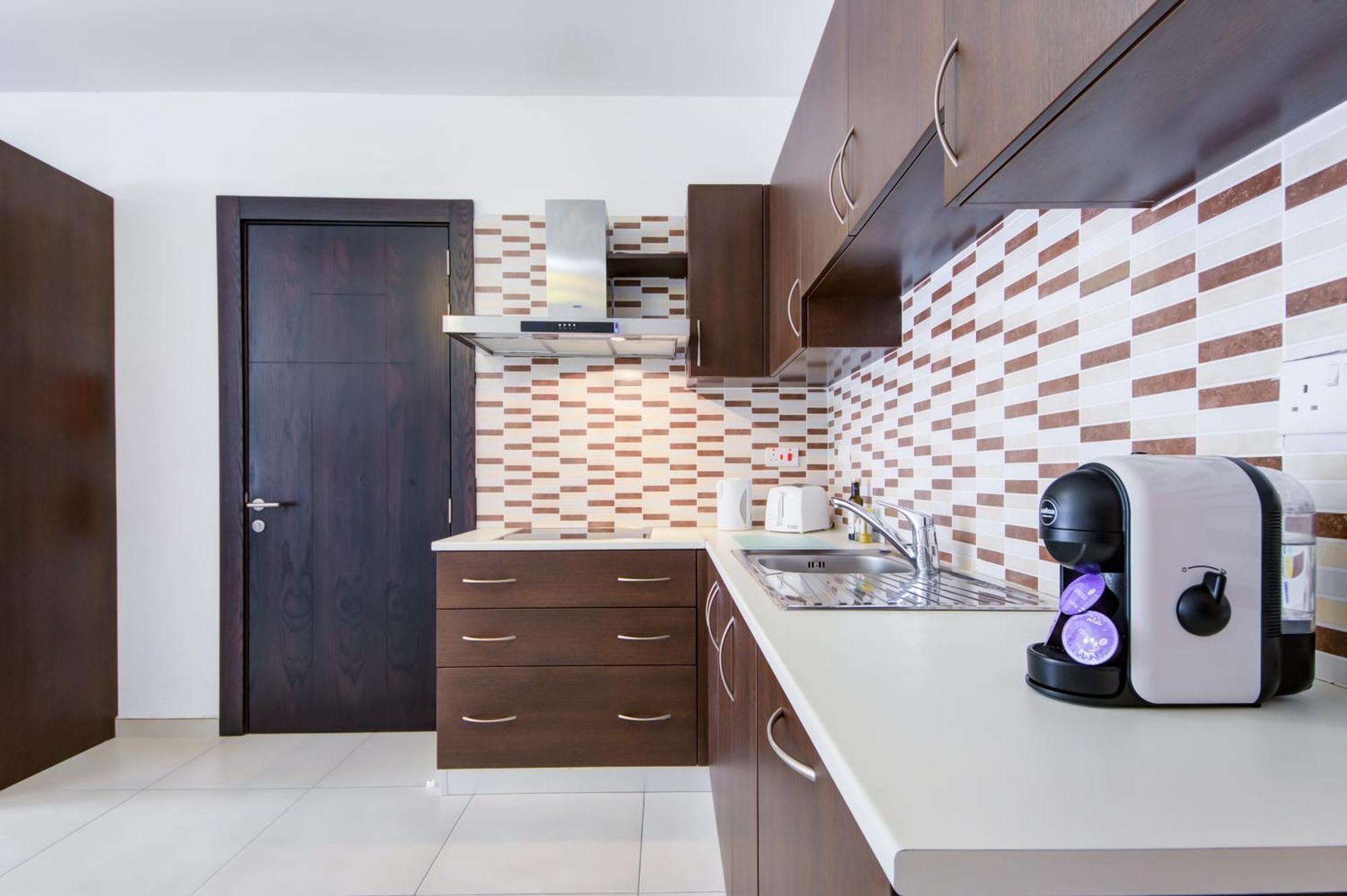 Stylish 2Br Apt With Balconies In St Julians, Paceville - Apt 6 By Vaganza Saint Julian's Dış mekan fotoğraf