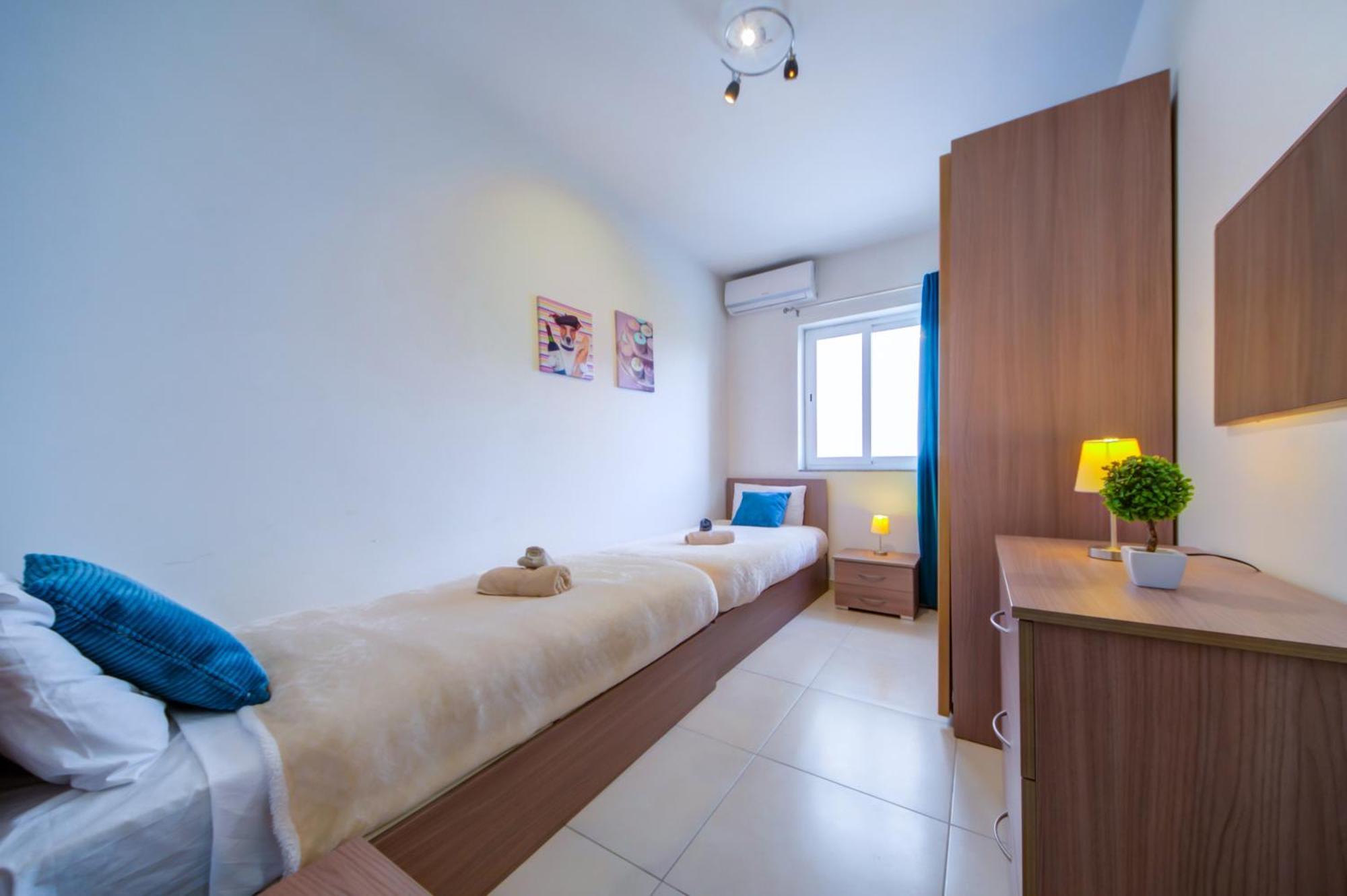 Stylish 2Br Apt With Balconies In St Julians, Paceville - Apt 6 By Vaganza Saint Julian's Dış mekan fotoğraf
