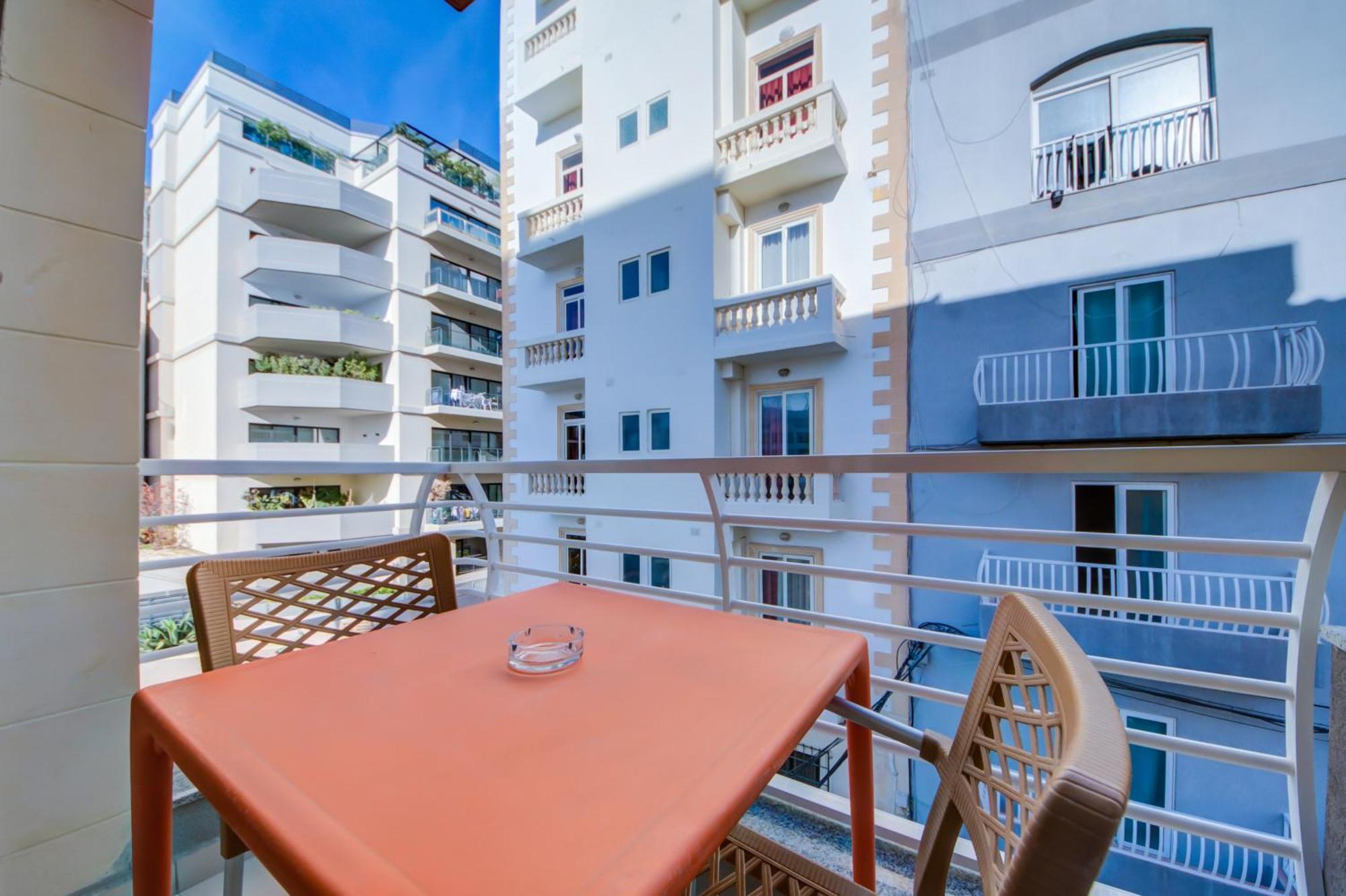 Stylish 2Br Apt With Balconies In St Julians, Paceville - Apt 6 By Vaganza Saint Julian's Dış mekan fotoğraf
